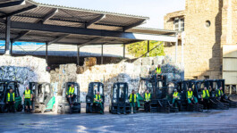 Mitarbeiter Staplerfahrer Degenkolbe Recycling Degenkolbe Recycling GmbH